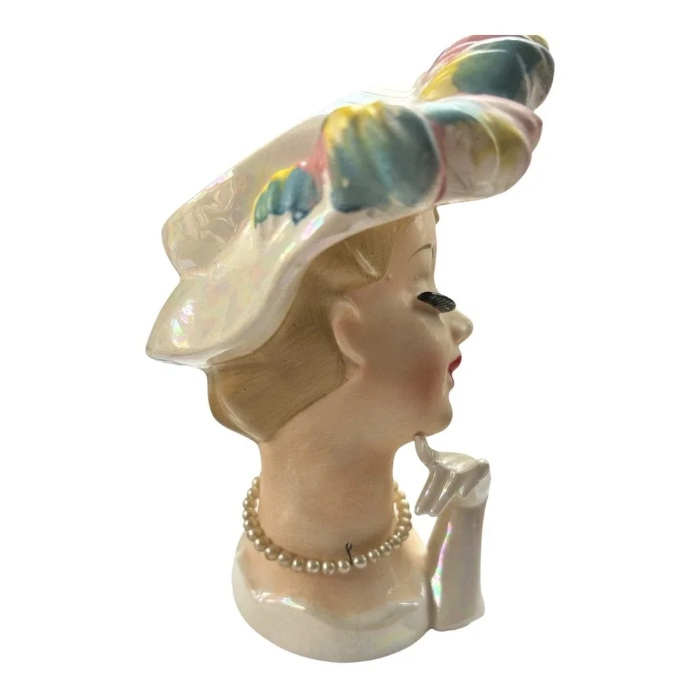 Lefton Head Vase Woman Hat Red Lips White Hat‎ 1843 With Pearl Necklace Vintage